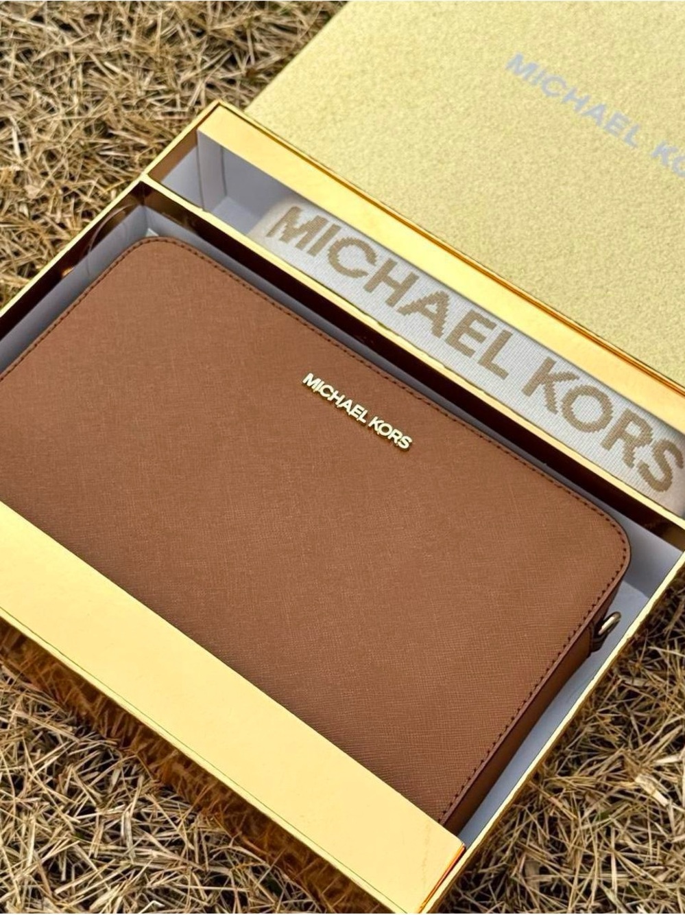 Michael Kors Tan Zip-Around Saffiano Crissbody Jet Set Bag